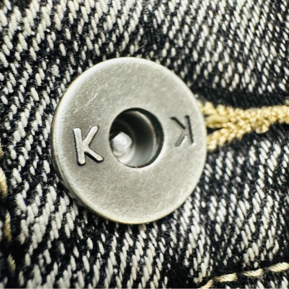 Kendall & Kylie Gray High Waist Shorts - Picture 7 of 7